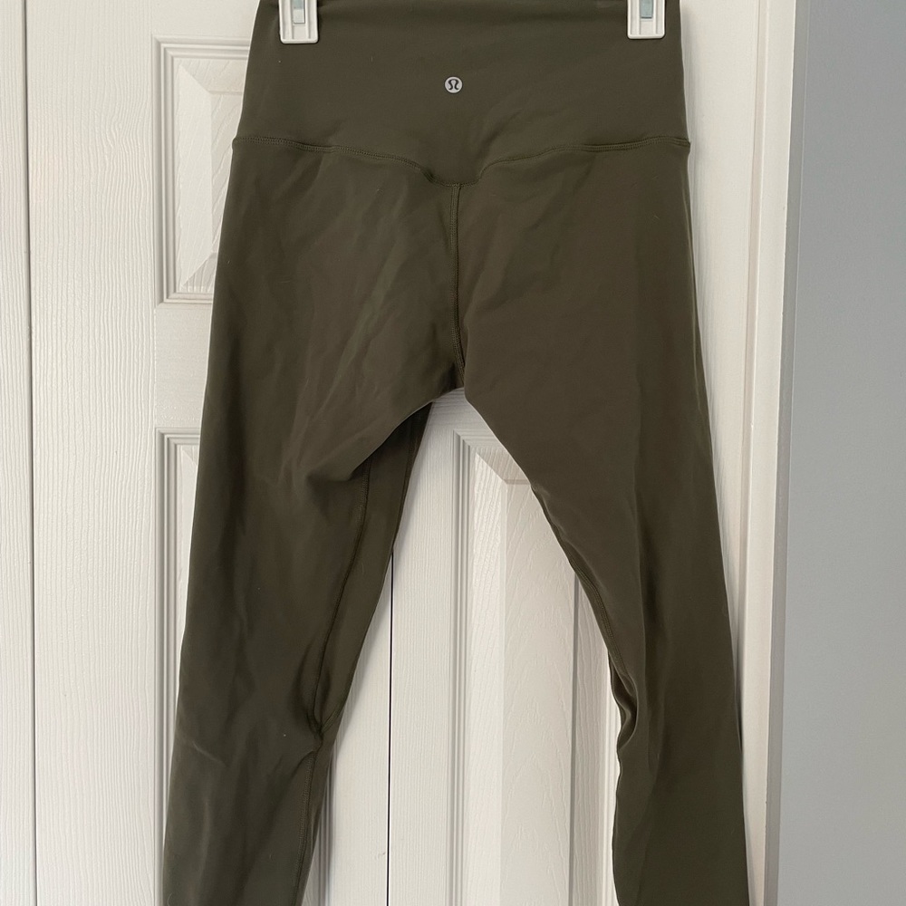 green lululemon leggings size 10